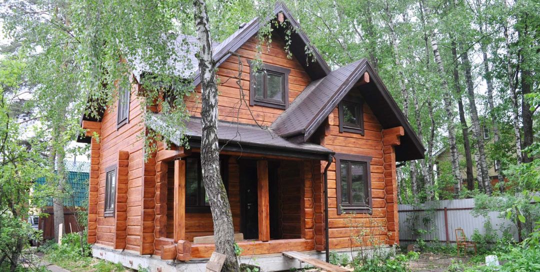 Остекление с окосячкой (обсадой), окна и двери, проёмы в деревянном доме, бане, срубе из бревна, бруса, лафета. Изготовление, доставка, установка, монтаж "под ключ". В любом регионе.